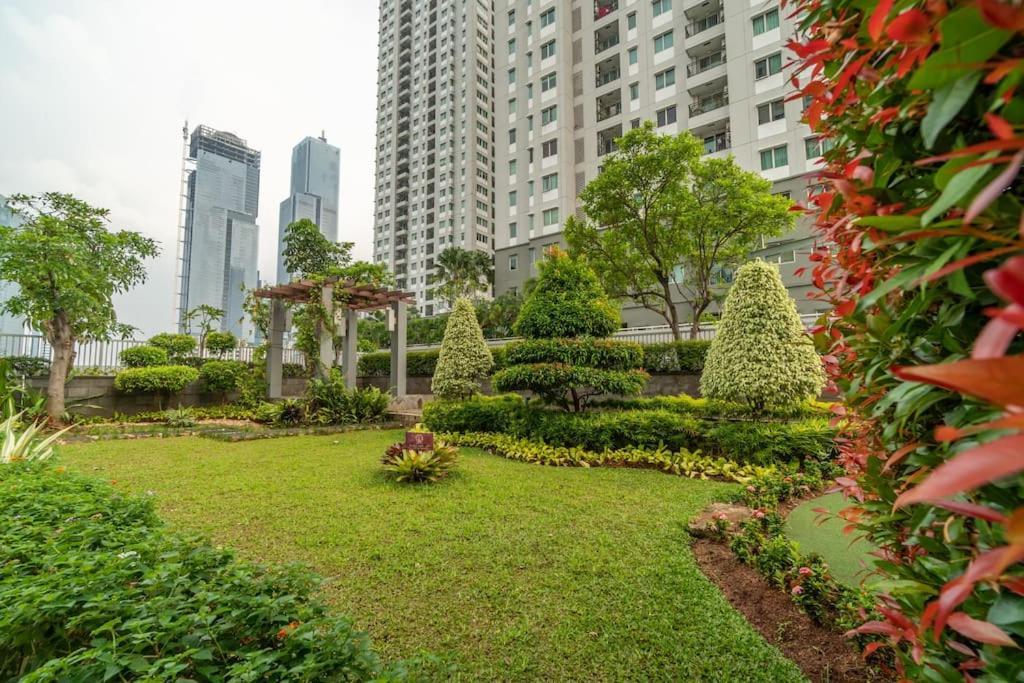Comfy & Simple In Jakarta, Scbd Appartement *